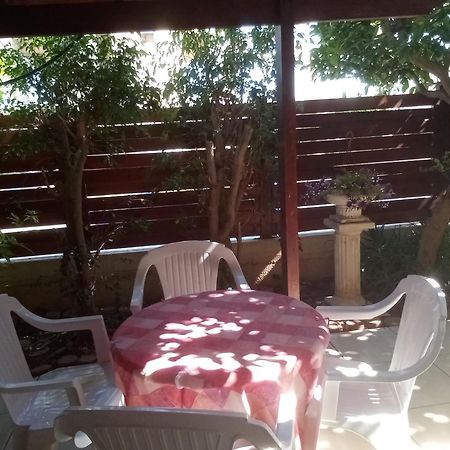 Green Patio Ларнака Экстерьер фото